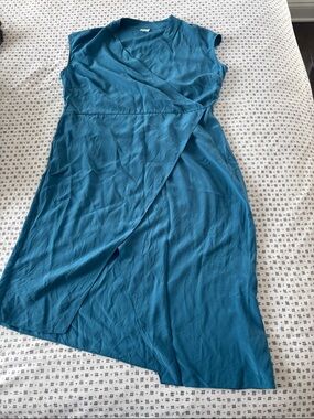 slim fit dress slacks Zapaka Women Ink Blue Bridesmaid Dress A Line Keyhole V-Neck Satin Long Prom Dress, Eucalyptus / US2 main image 0